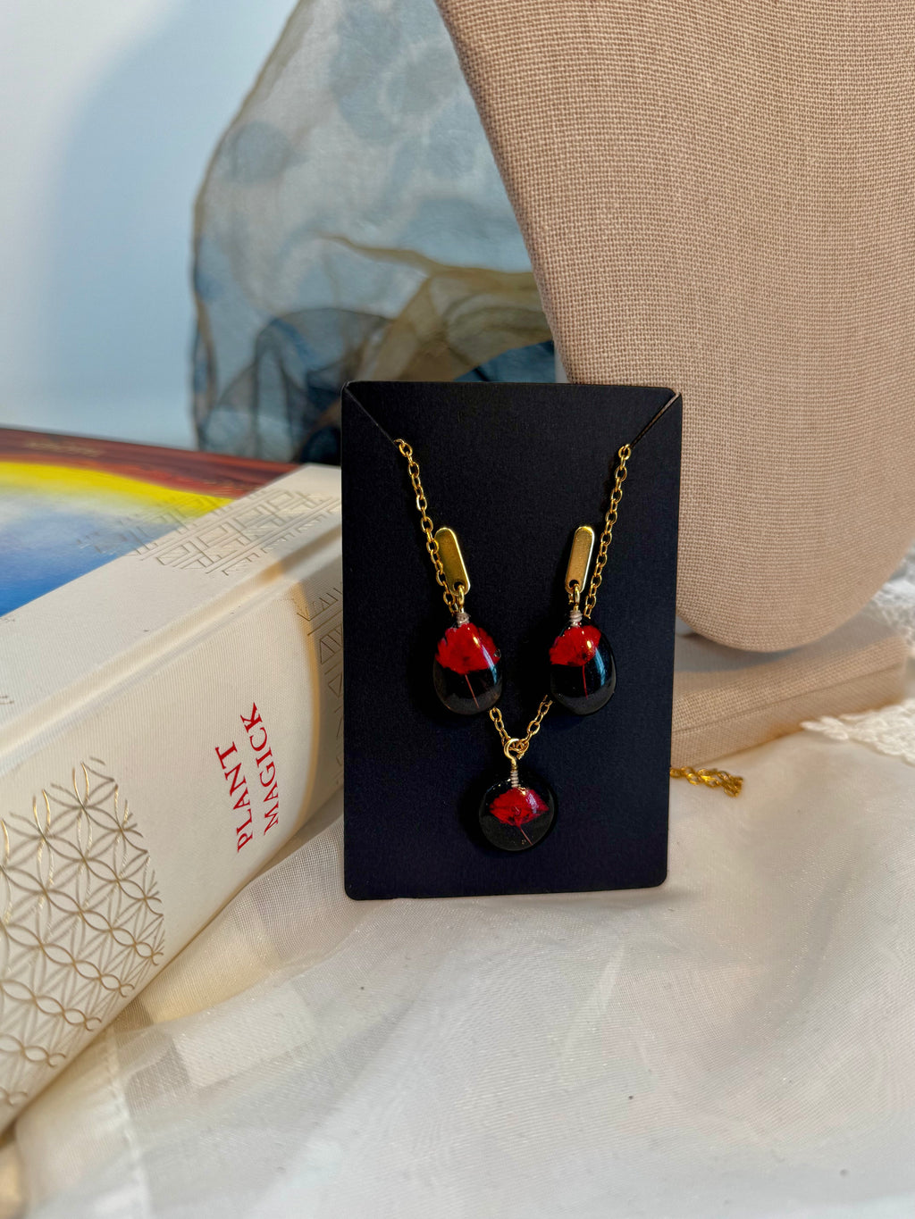 Maribel's  Secret - Set