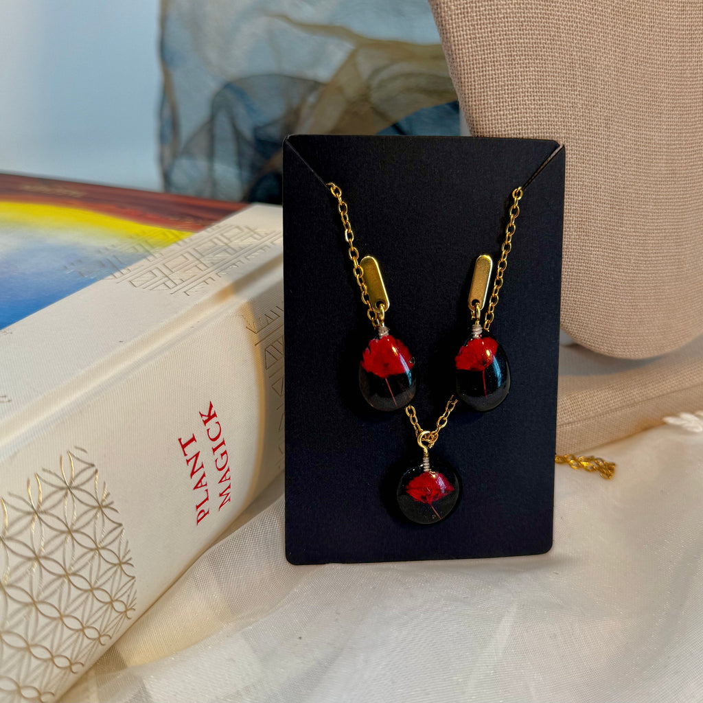 Maribel's  Secret - Set