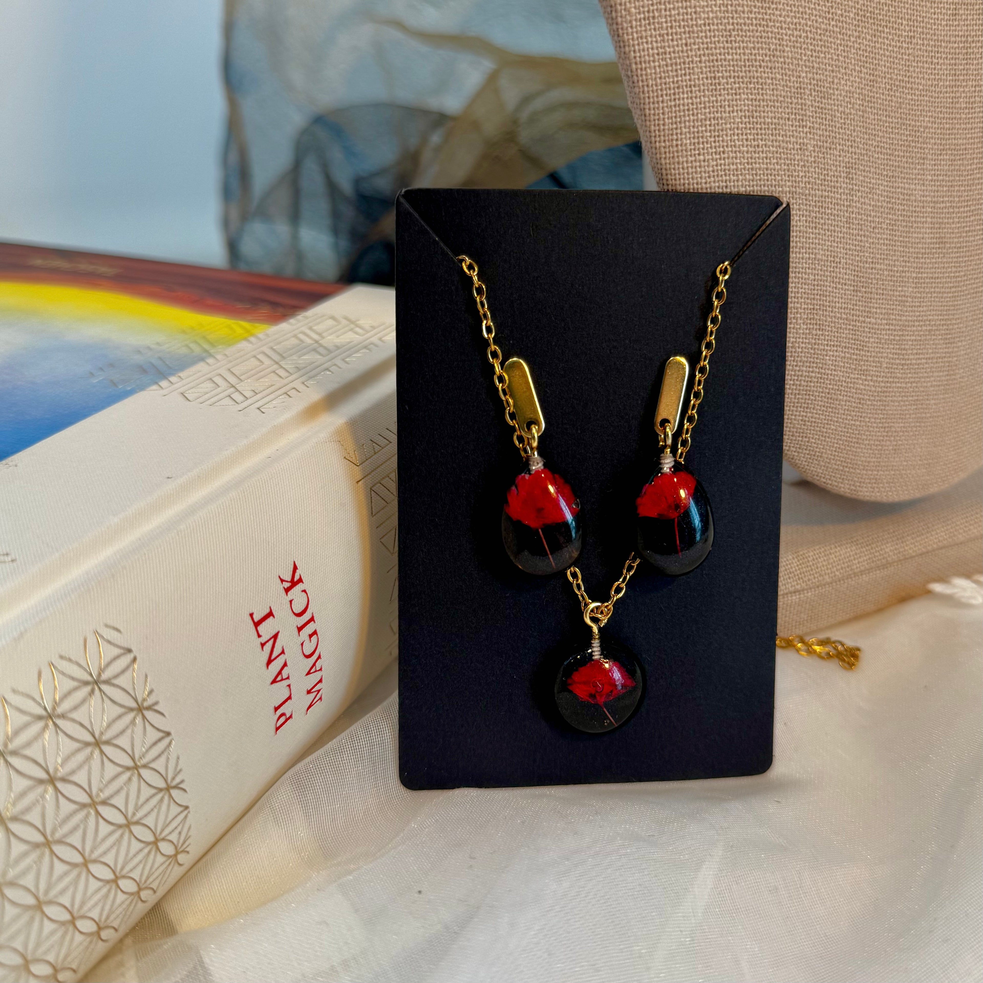 Maribel's  Secret - Set