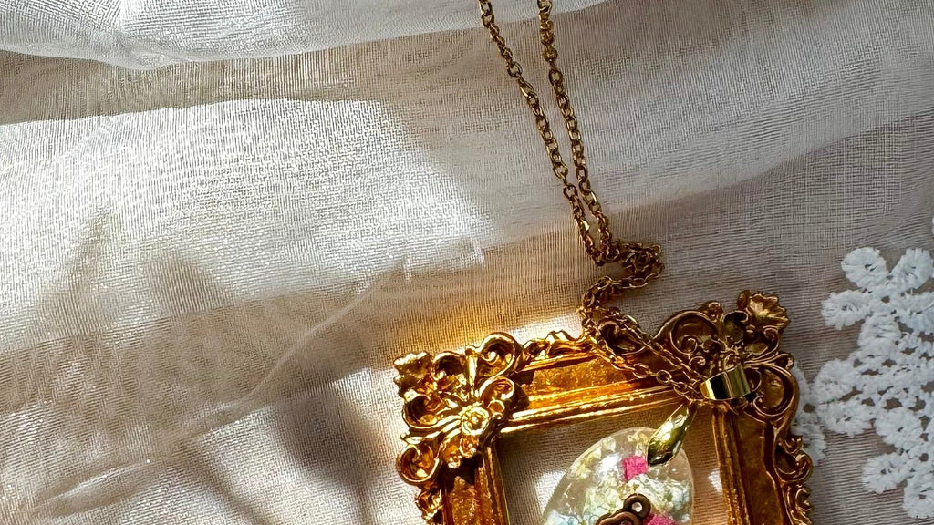 Flora’s Secret Necklace