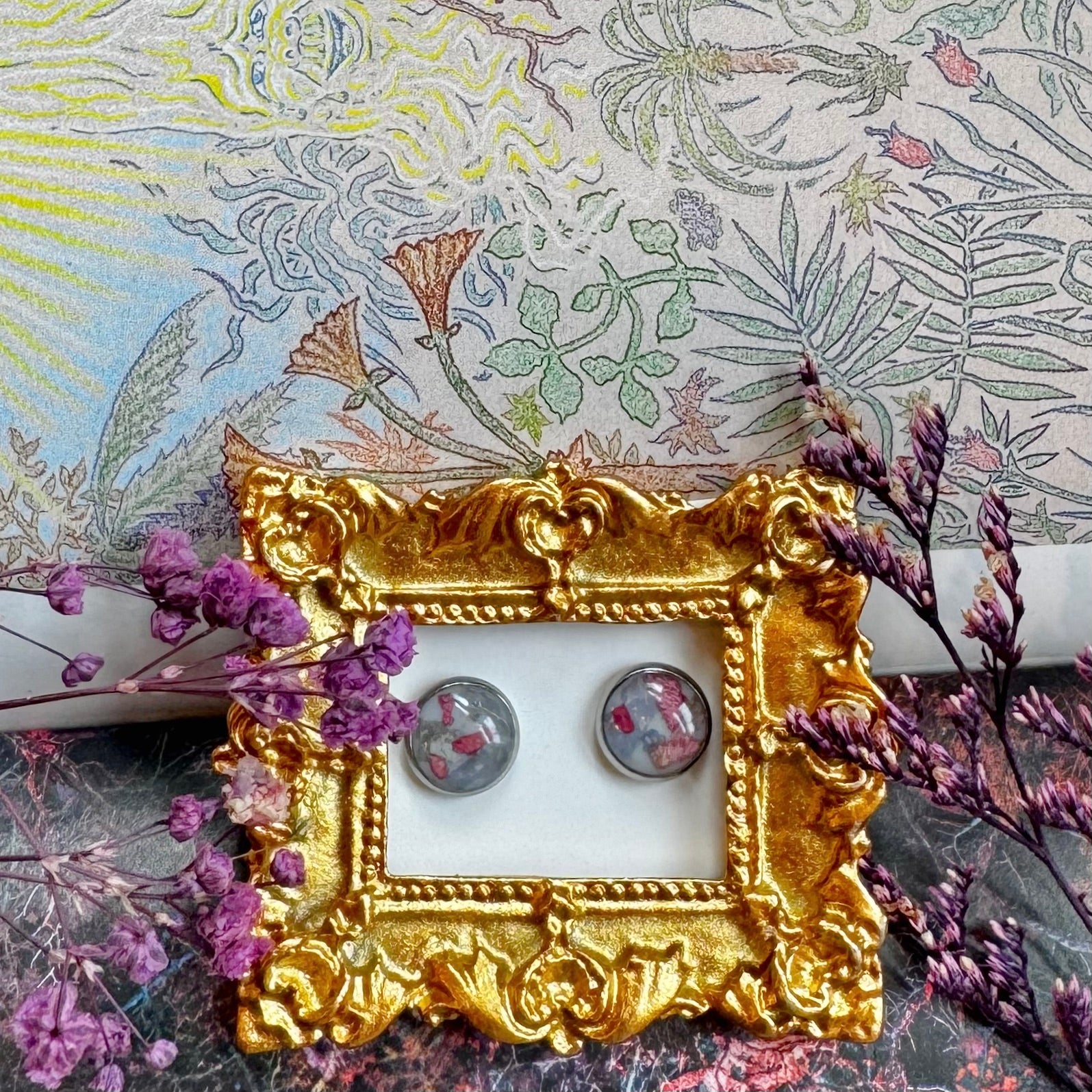 Flora’s Stud Earrings